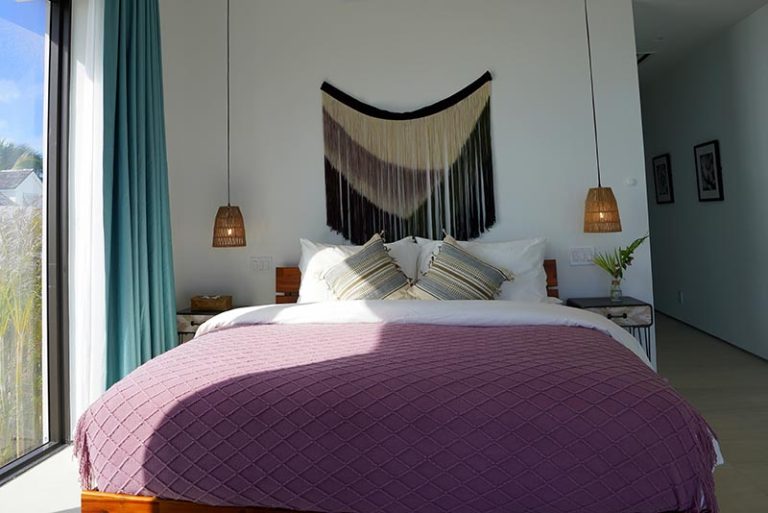 best place to stay in harbour island