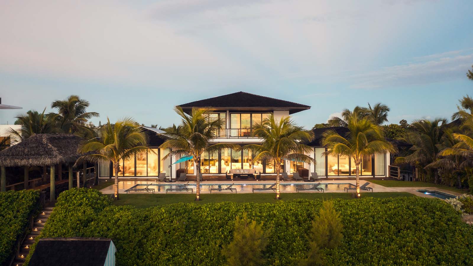 Harbour Island house rental La Palmeraie beachfront home