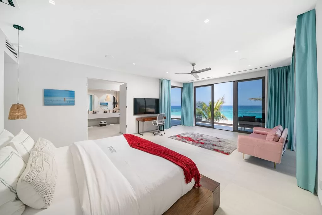 luxury villa rental Bahamas