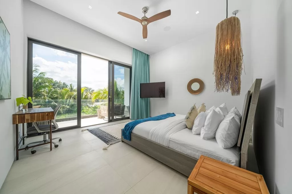 luxury house rental Bahamas
