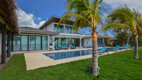 Harbour Island vacation rental oceanfront