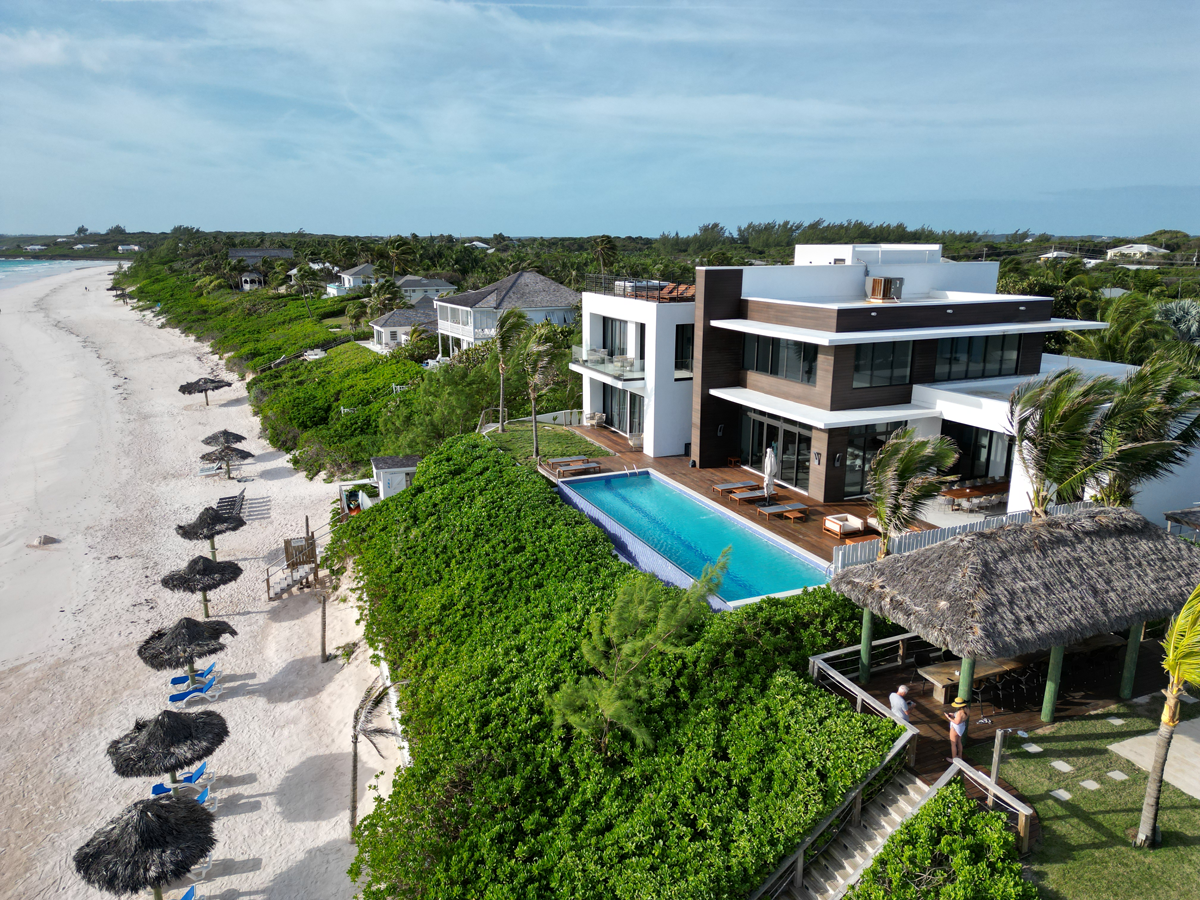 Oceanfront vacation rental Harbour Island La Palmeraie Videos