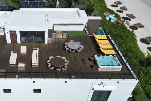 luxury rental house in Bahamas