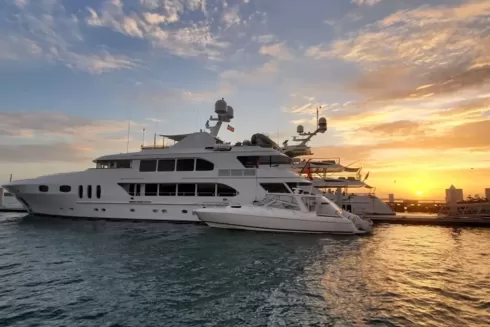 luxury houses bahamas