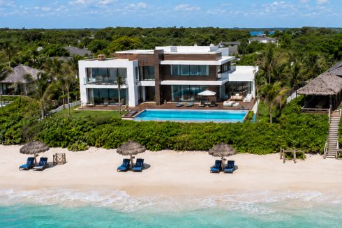 Caribbean villas with staff